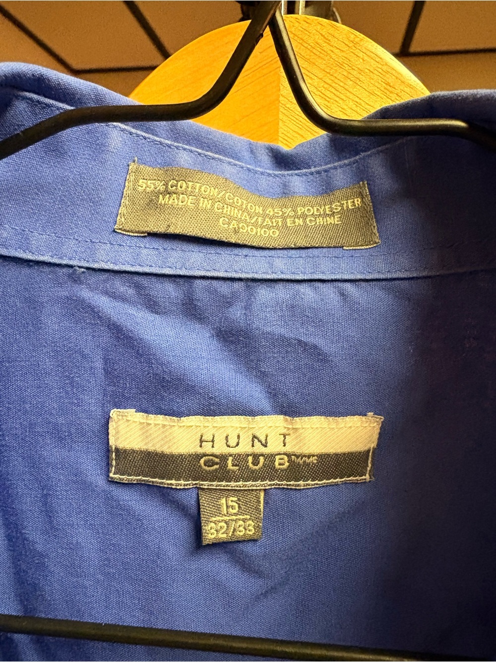 900. Relaxed Blue Button-Front Women's Shirt - Picture 2 of 3